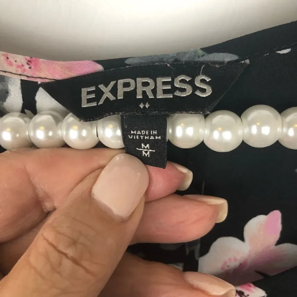 Express sleeveless top